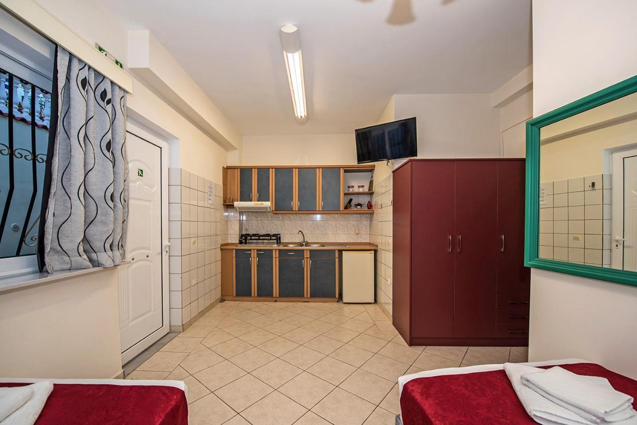 Andretina Sea View Apartments Ciliví Kültér fotó