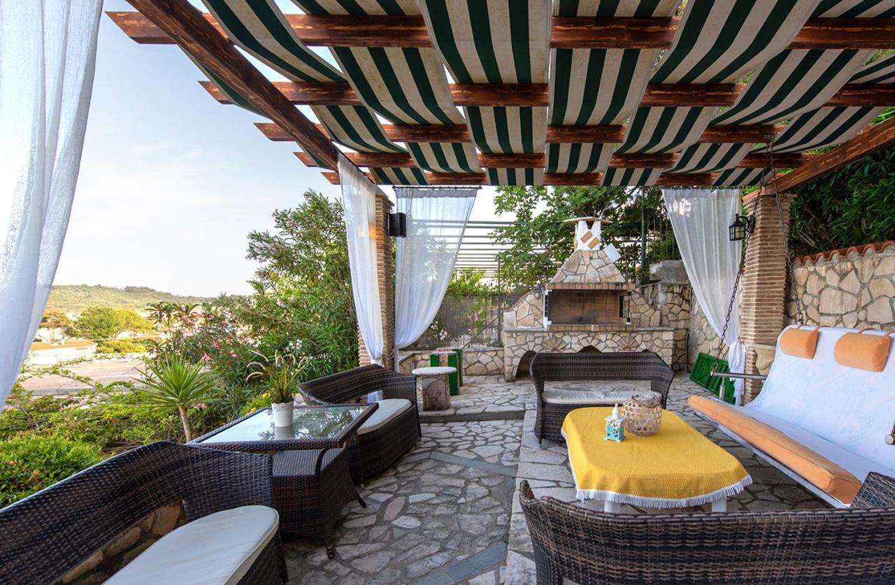 Andretina Sea View Apartments Ciliví Kültér fotó
