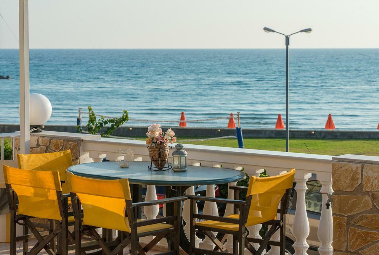 Andretina Sea View Apartments Ciliví Kültér fotó